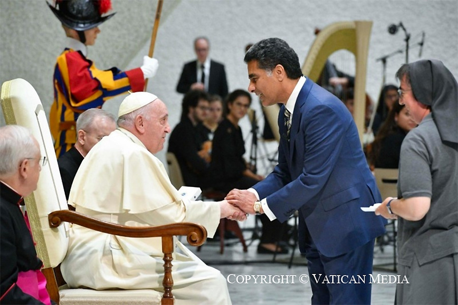 Deloitte leaders enjoy 'once in a life-time' meeting with Pope Francis