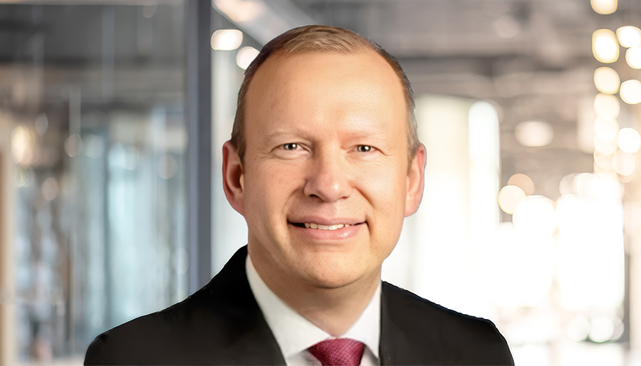 Insurance expert Barry Gale joins Teneo as senior managing director